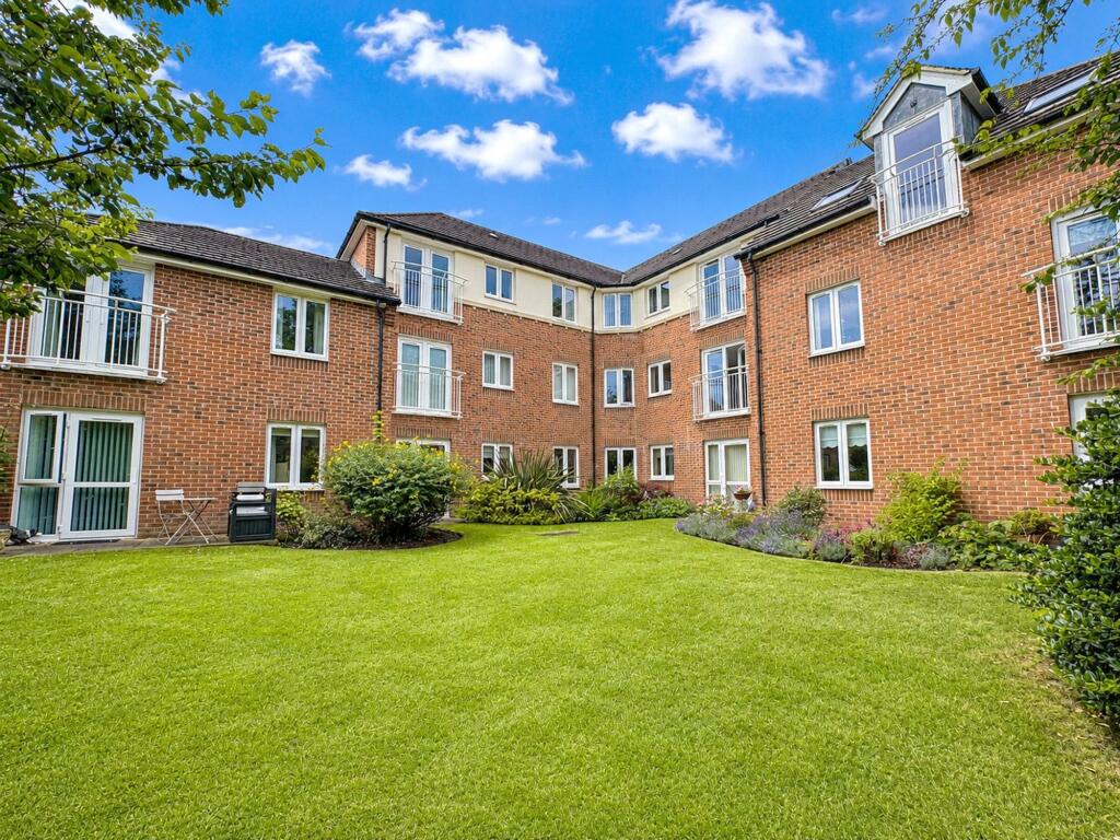 Apartment in Stockton-on-Tees - View 4