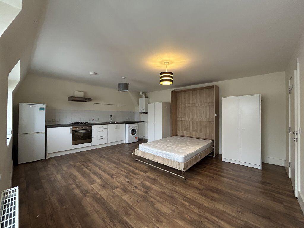 Main image of property: Collingdon Street, Luton, Bedfordshire