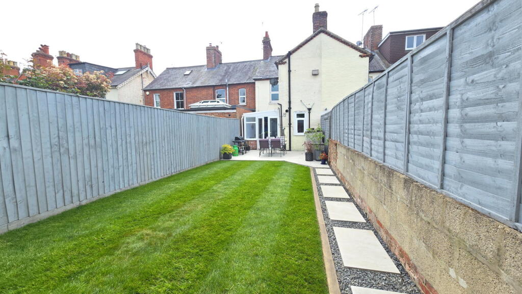 Main image of property: Gloucester Road, Newbury, RG14 5JP