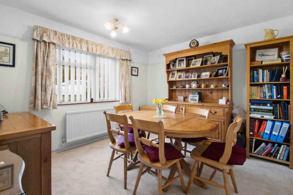 Queens Drive, Maresfield, Uckfield, East Sussex, TN22 photo 4