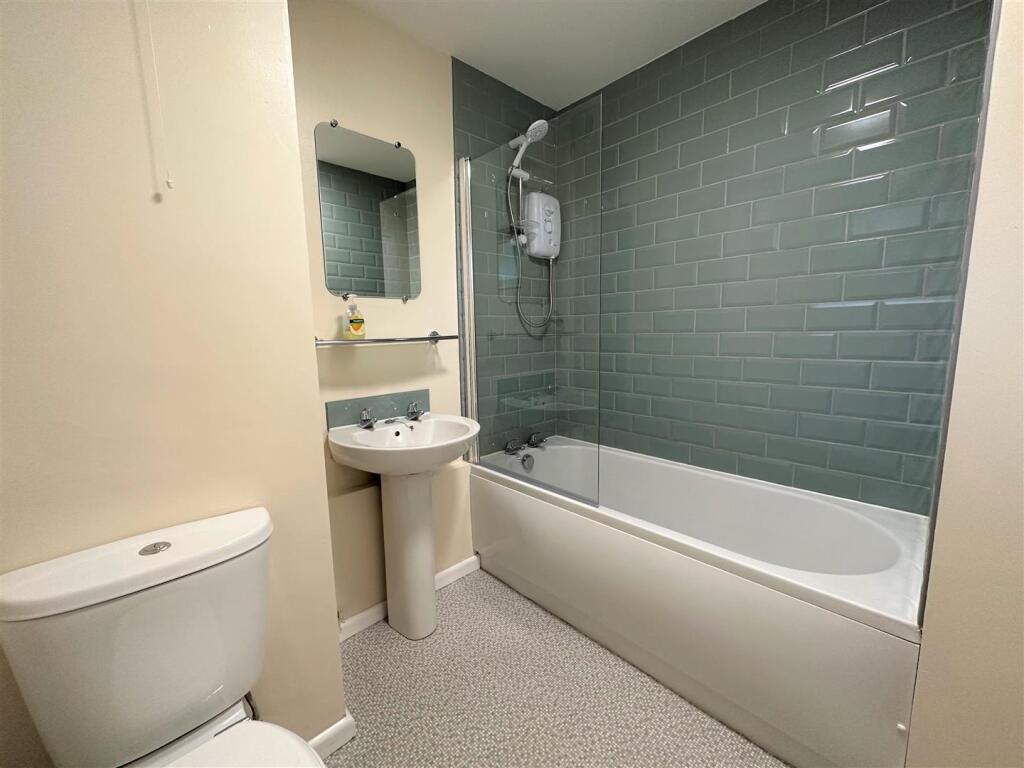 Apartment in Brixham, Parkham Hill - View 4