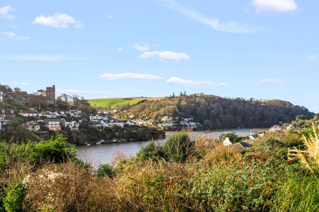 Main image of property: Church Park Road, NEWTON FERRERS, South Devon