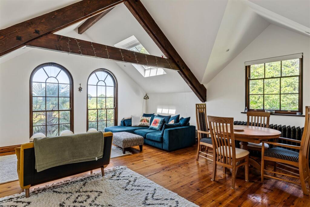 House in Lewes, Fletching Common, Newick - View 2