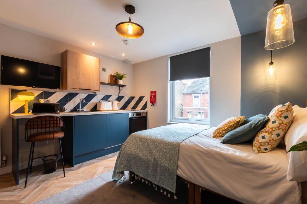 Apartment in Fife Street, Derby - View 2