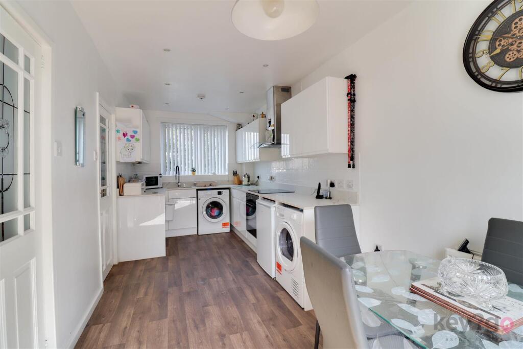 House in Sheffield, Birley Spa, Hackenthorpe - View 5