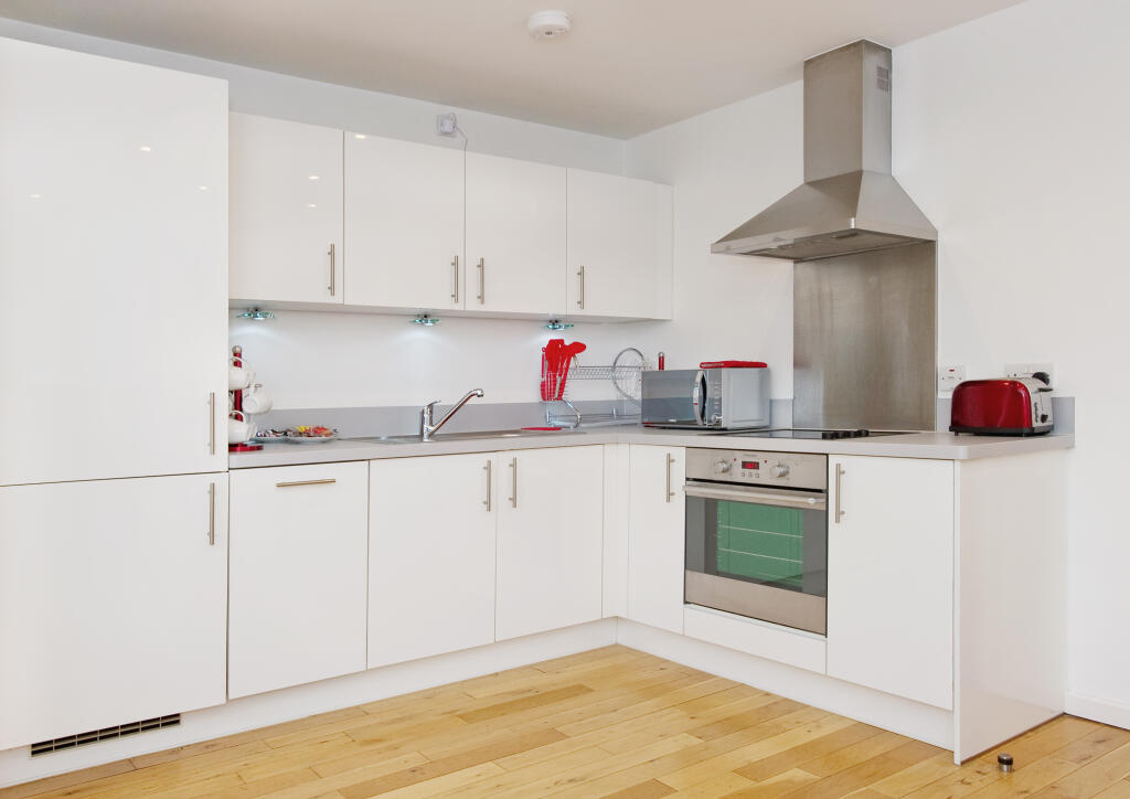 Apartment in London - View 5