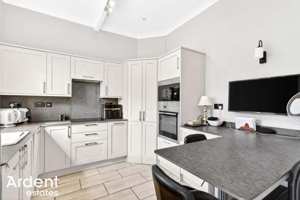 House in Maldon, Heybridge - View 4