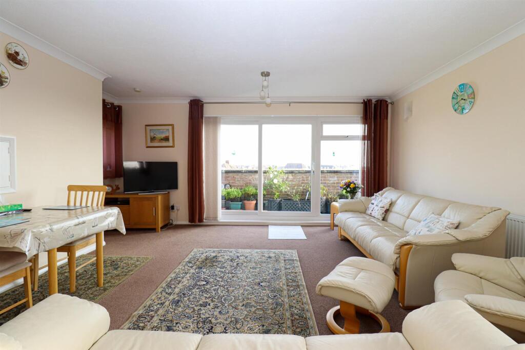 Apartment in Tonbridge - View 5