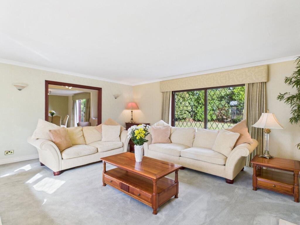 St. James Close, Westhead, L40 photo 4