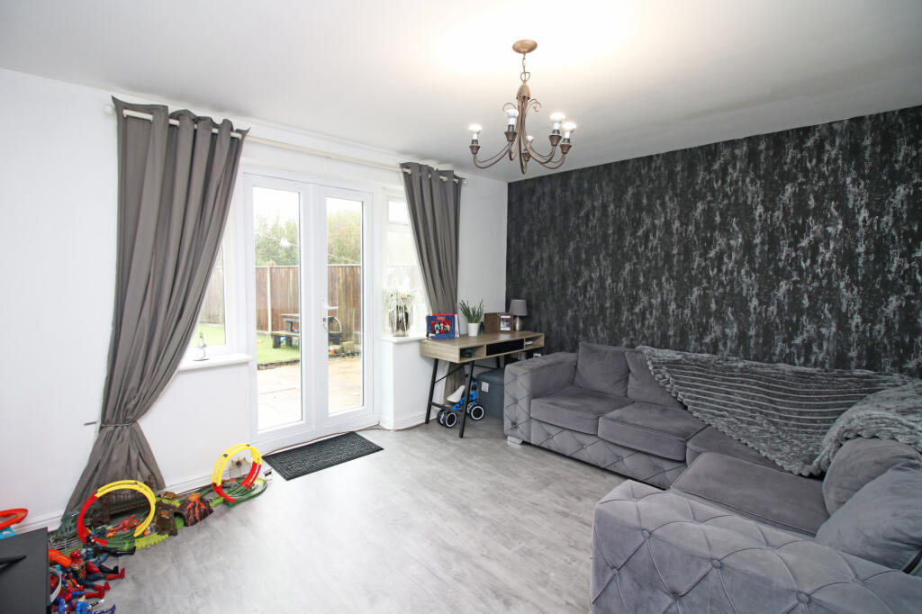 House in Bispham, Greenlands - View 5