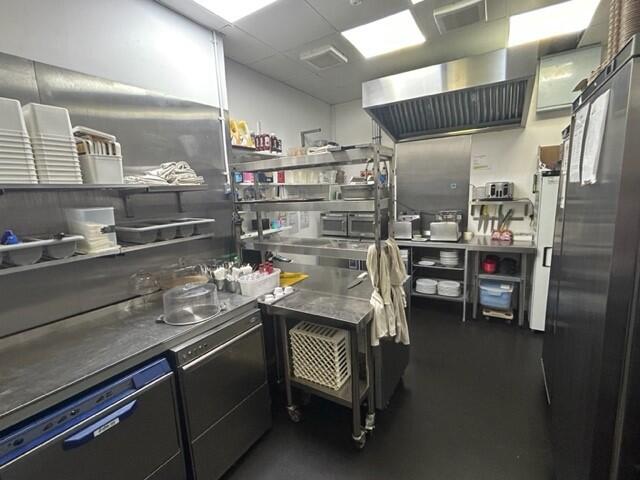Photo 6