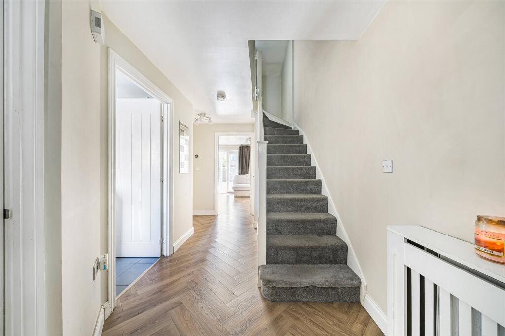 House in Dartford - View 4