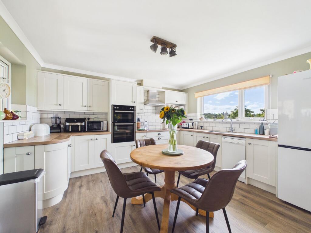 House in Launceston, St Stephens - View 5
