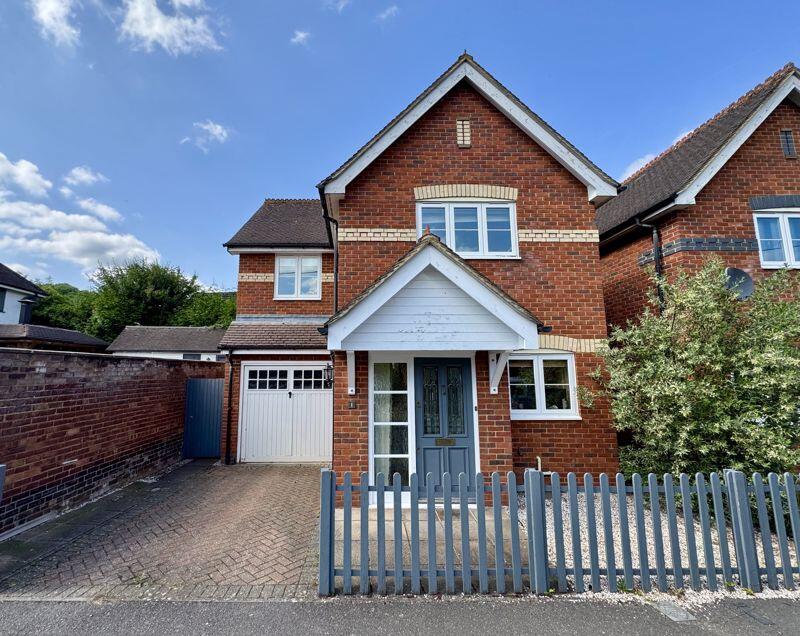 3-bed detached on School Road - No Chain, £550,000