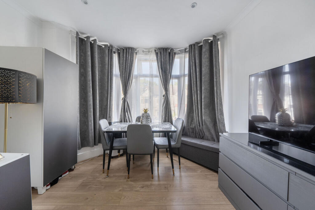 Apartment in Croydon