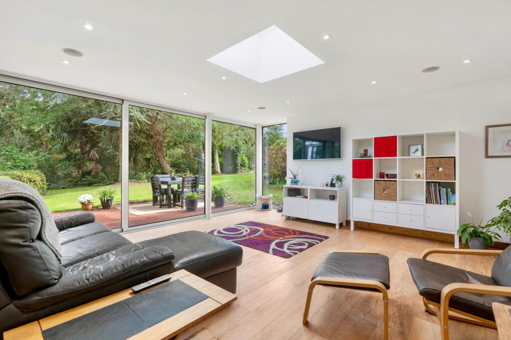 House in Plymouth - View 3