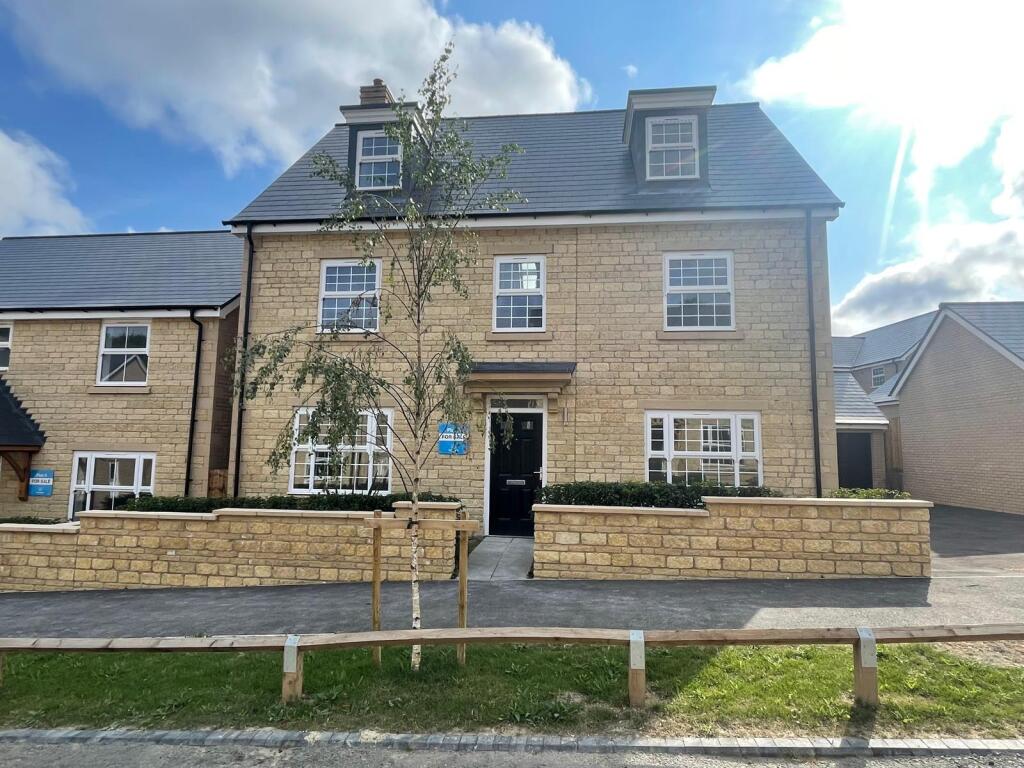 5-bed detached on Orchard Close, Ketton, Stamford, £800,000