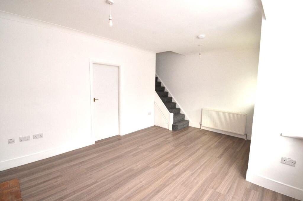 House in London - View 5