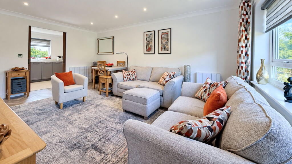 Apartment in Preston - View 2