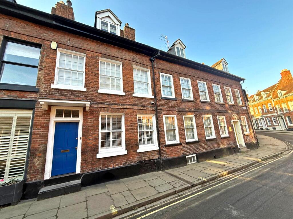 Main image of property: Cross Hill, Shrewsbury