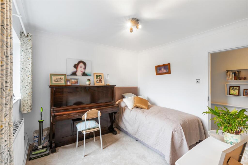 Cliff Road, Eastbourne - View 5