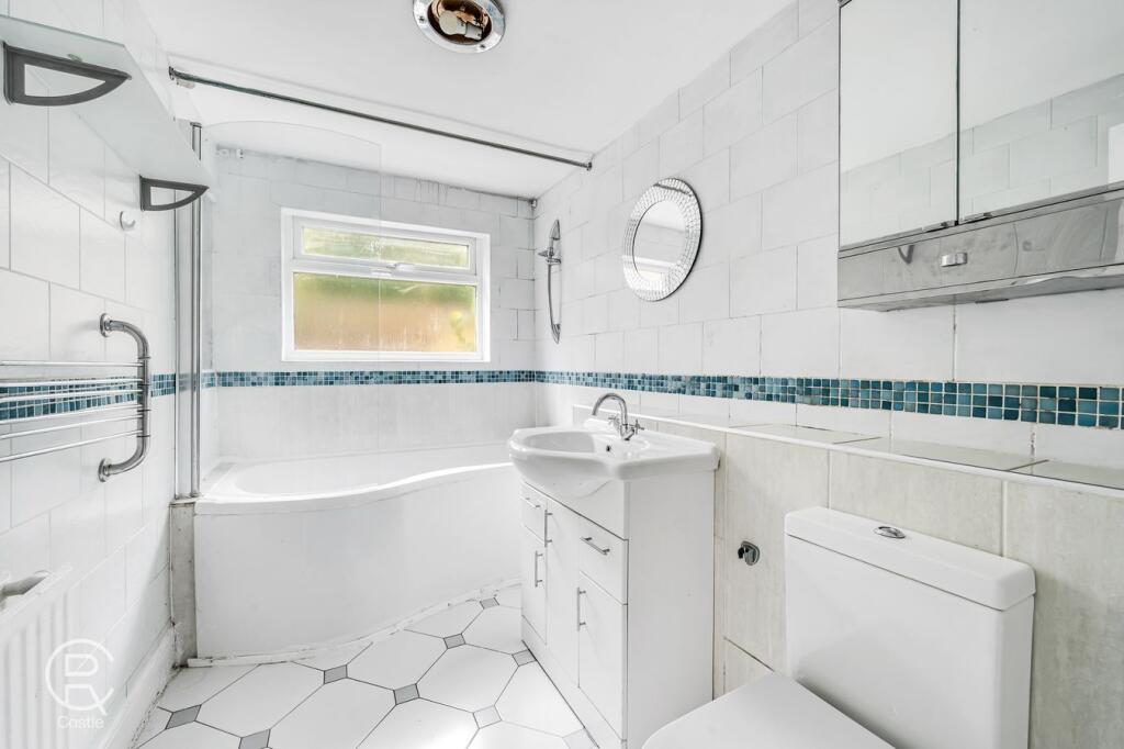 House in London, Hanwell - View 5