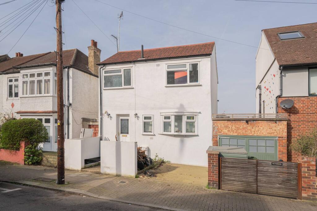 Main image of property: Deerhurst Road, Streatham Common, London, SW16