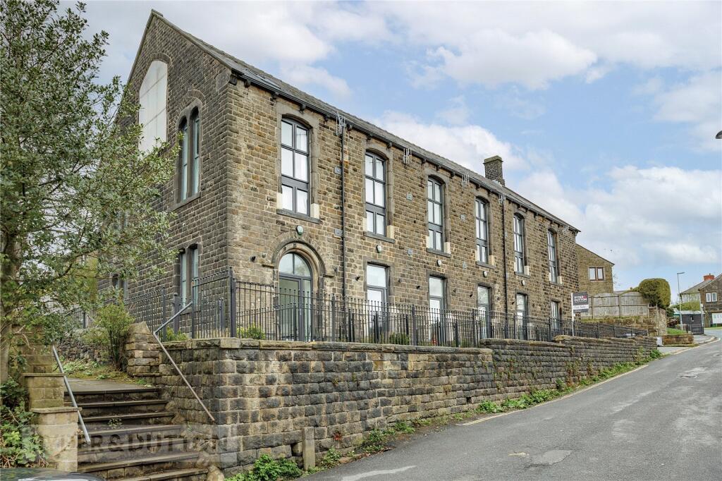 House in Oldham, Saddleworth - View 2