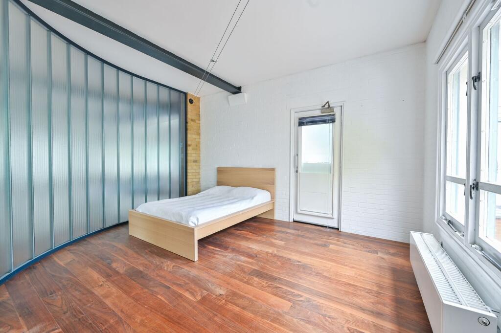 Apartment in London - View 5