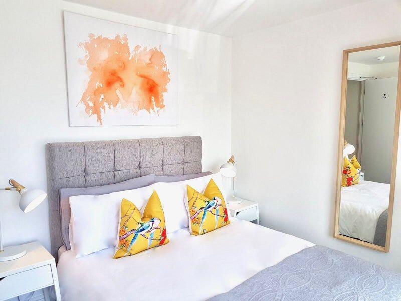 Additional image 11 of Room 5