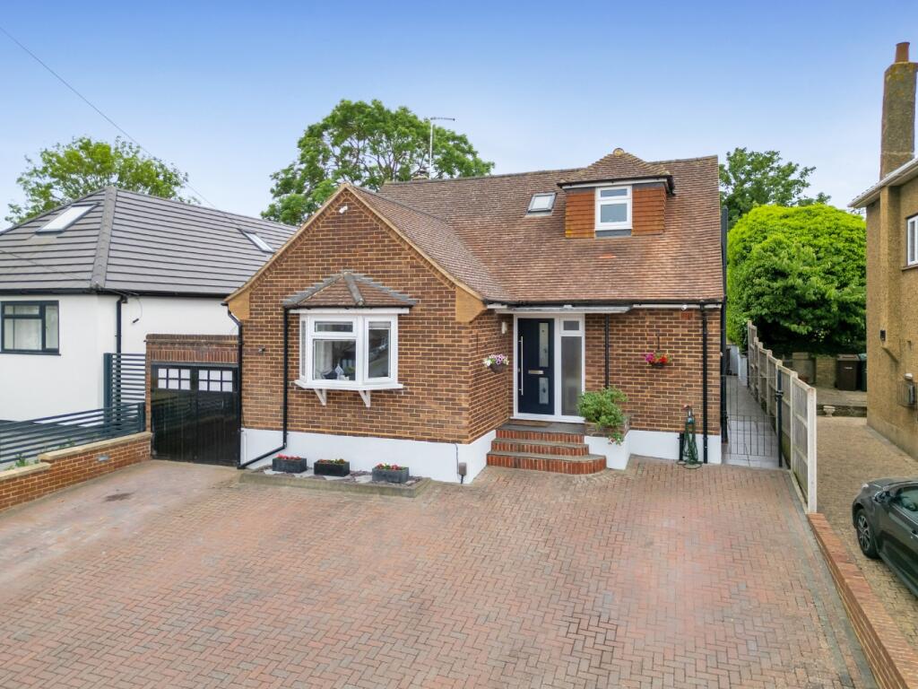 4-bed detached on Lower Higham Road, Gravesend, Kent, DA12, £550,000