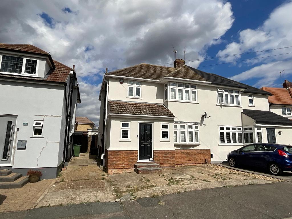 Main image of property: Rosebank Avenue, Hornchurch, Essex, RM12 5QX