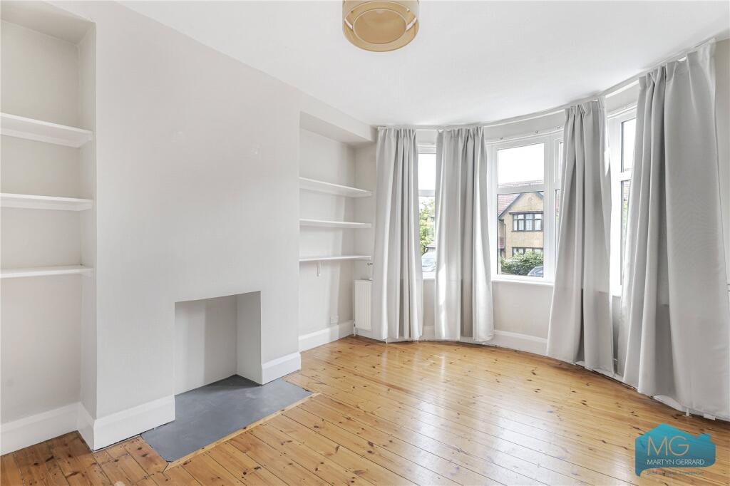 House in London, Friern Barnet - View 4