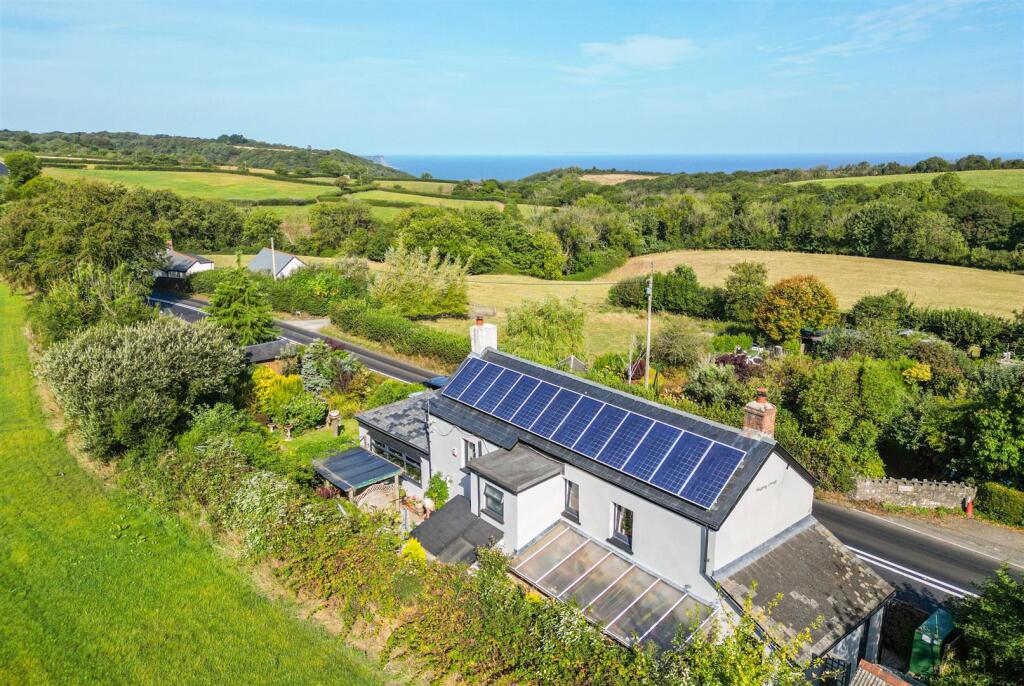 House in Exeter - View 4