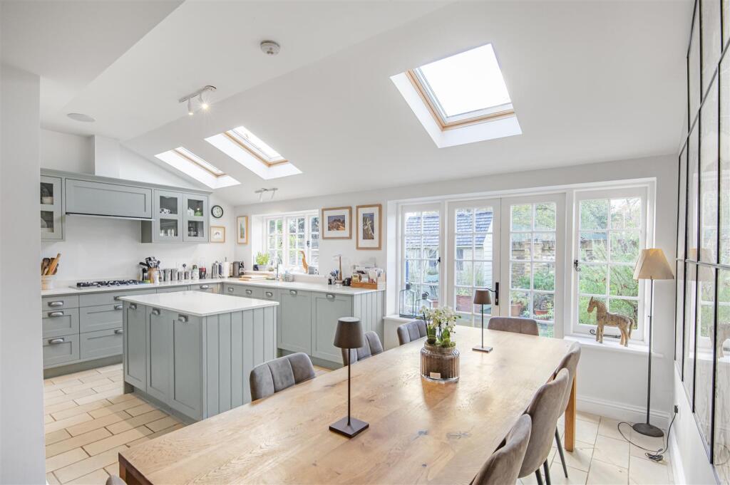 Park Holme Cottage, East Sheen, SW14 photo 3