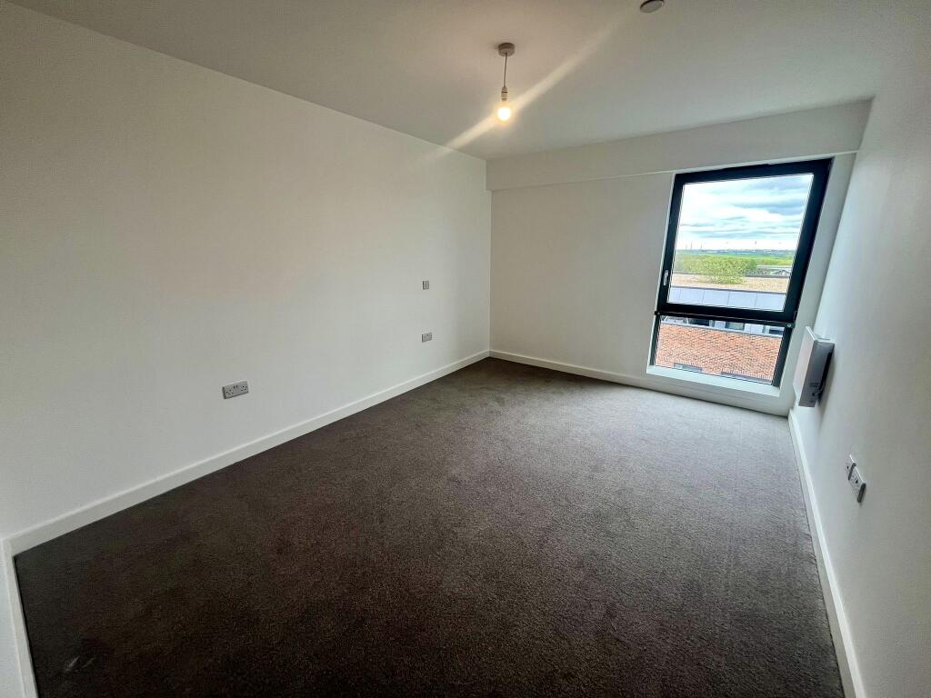 Apartment in Peterborough, New Fletton - View 5