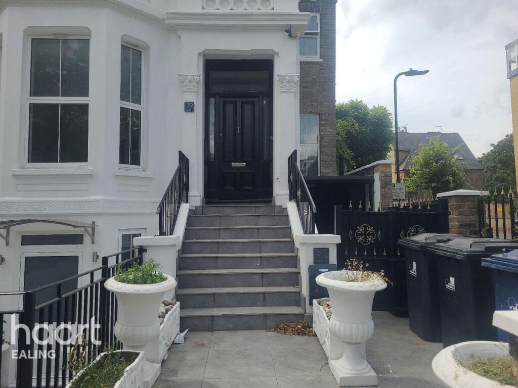 Main image of property: The Mall, LONDON