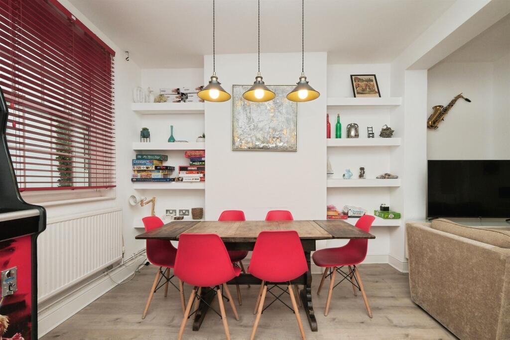 House in Brighton - View 2