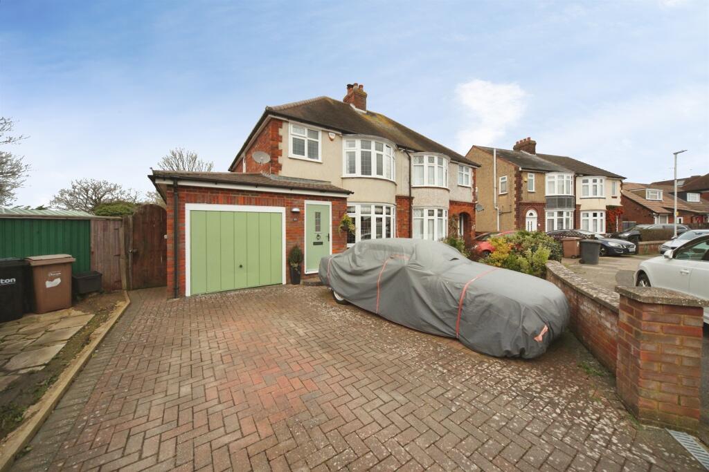 Main image of property: Lothair Road, Luton