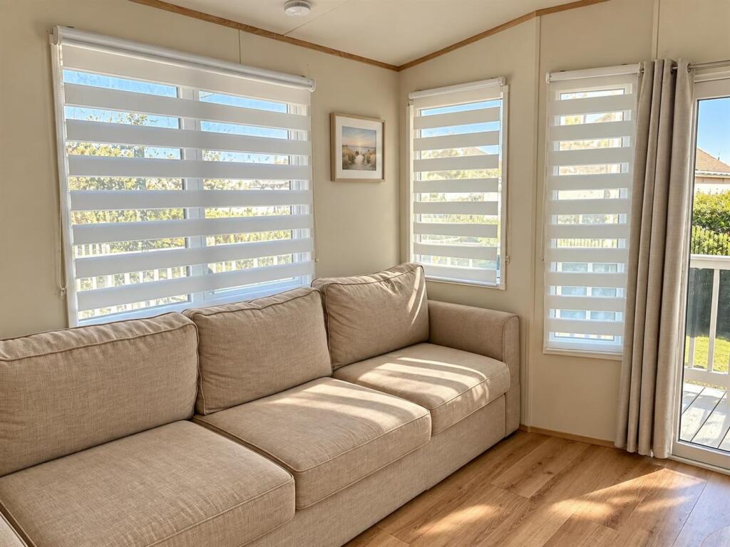 Foryd Rd, Kinmel Bay, Rhyl - View 3