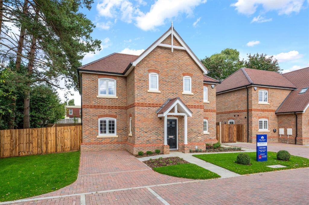 4-bed detached on Shelvers Way, Tadworth, £1,150,000