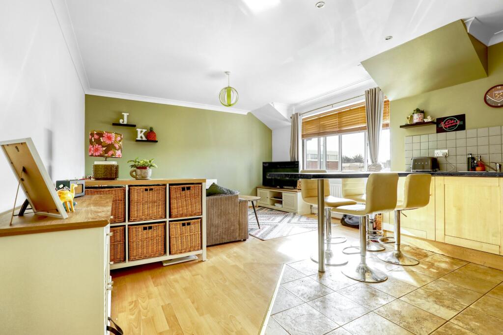 Main image of property: High Street, Waltham Cross, EN8