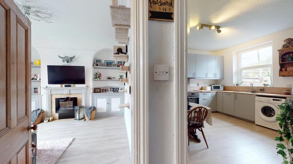 Oxford Terrace, Carleton, Skipton - View 4