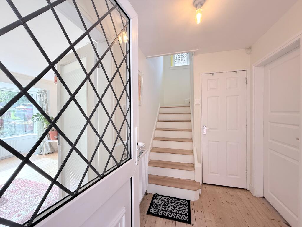 House in Bathgate, Ballencrieff Toll - View 2