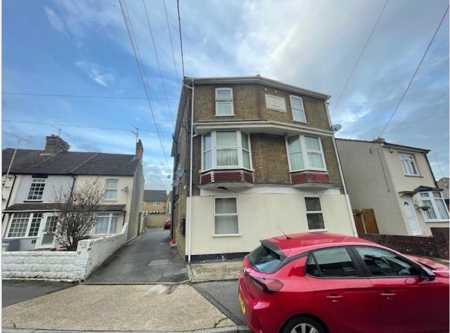 Main image of property: Essex Road, Halling