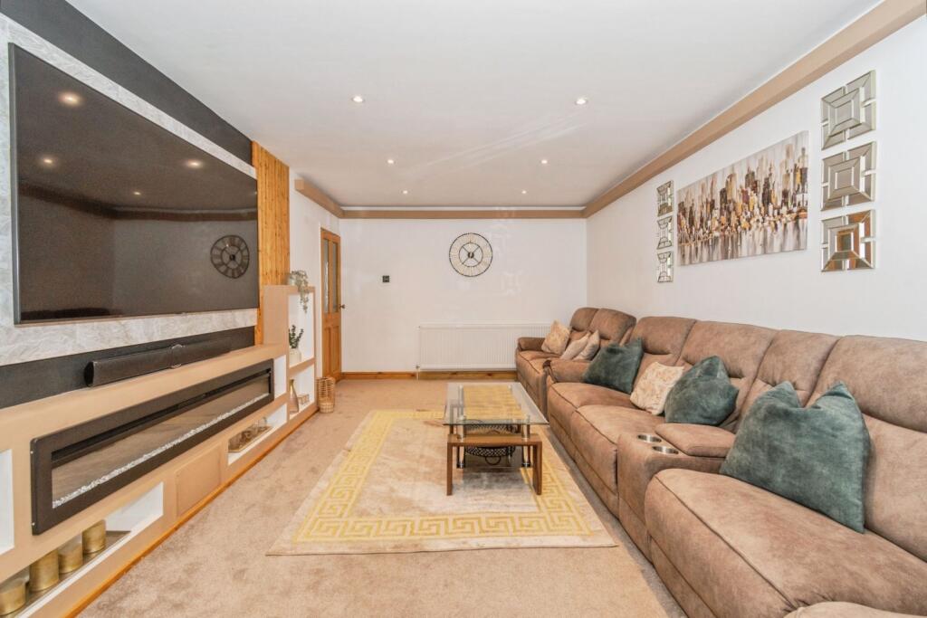Additional image 3 of Chippendale Rise, Bradford, BD8