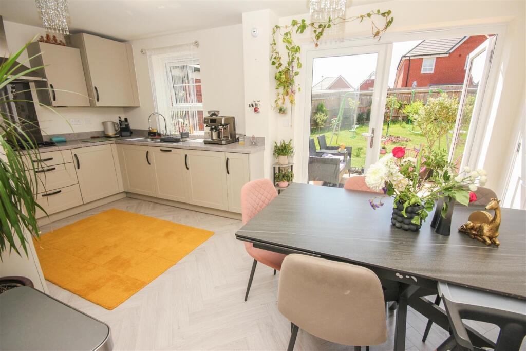 House in Wellingborough - View 2