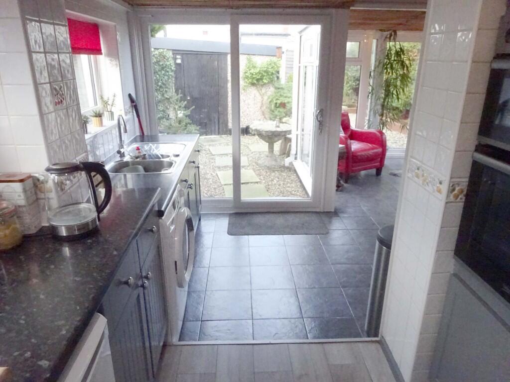 Lockerbie Avenue, Thornton-Cleveleys, Lancashire, FY5 photo 5