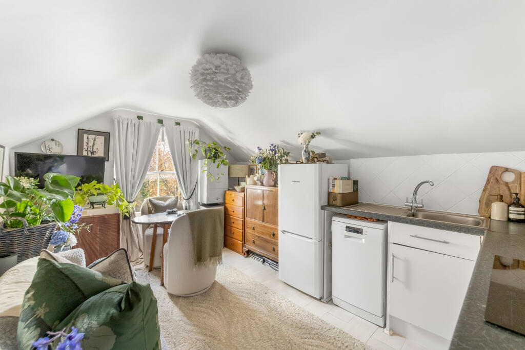 Apartment in London - More
