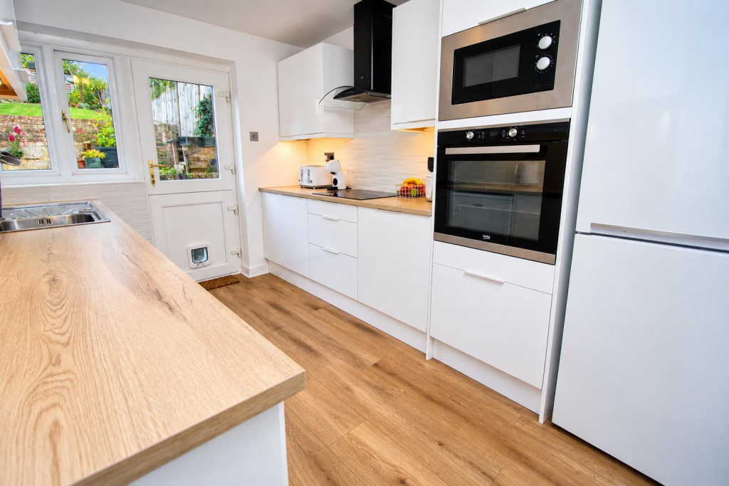 House in Hemel Hempstead - More